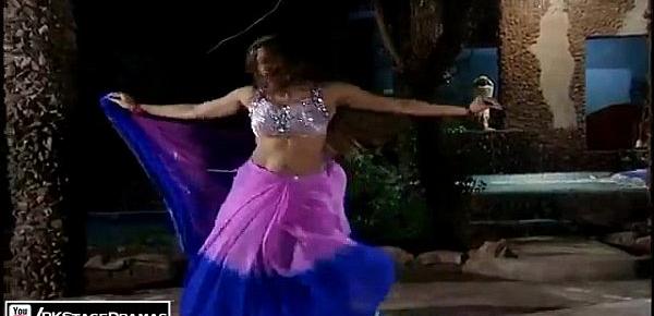  RESHMI BADAN - SAIMA KHAN MUJRA - PAKISTANI MUJRA DANCE 2014